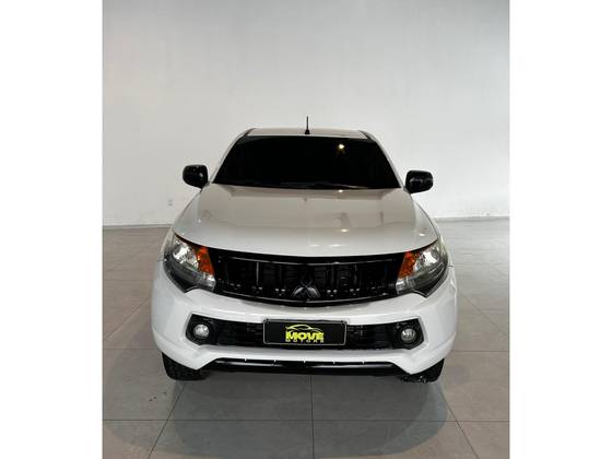 MITSUBISHI L200 TRITON 2.4 16V TURBO DIESEL SPORT GL CD 4P 4X4 MANUAL MITSUBISHI L200 TRITON 2.4 16V TURBO DIESEL SPORT GL CD 4P 4X4 MANUAL